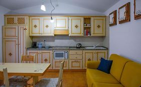 La Casa Di Arly